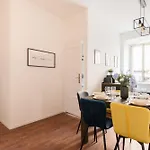 Jacuzzi Termini Apartment